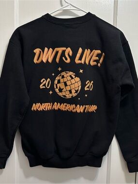 DWTS Live! North American Tour Black Sweatshirt - Youth L